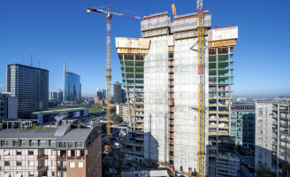 Bytový komplex GIOIA 22 se nachází uprostřed milánské čtvrti Porta Nuova a bude schopen po dokončení pokrýt 65 % své roční spotřeby energie z obnovitelných zdrojů