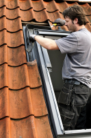 Výměna střešního okna bez zásahu do ostění