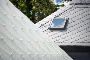 Střešní okna Solara Historik a Klasik Prosvětlení střešních bytů v památkové zóně