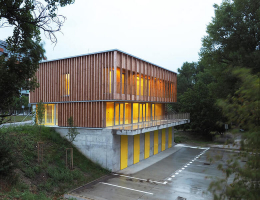 Studio Office110, loděnice Karloveské rameno