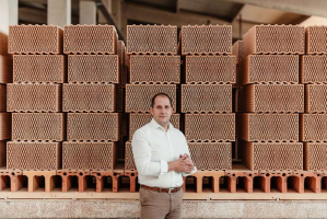 Ing. Jiří Weis, obchodní a marketingový ředitel společnosti HELUZ