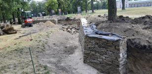 Revitalizace stávajícího ha-ha příkopu (oplocení) v rámci obnovy zámeckého parku Kačina