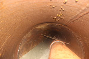 Vyplnění prostoru mezi potrubím, vtažení potrubí o menším průměru (říjen 2019 Třída Tomáše Baťi -Zlín)