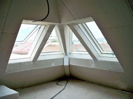 Rozšíření a modernizace činžovního domu ve Vídni (zdroj: FAKRO)