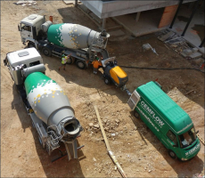 Doprava CEMFLOW na stavbu a ukládka do čerpadla