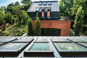 Přestavba podkroví starého vodního mlýna v obci Dmosin Drugi v Polsku (zdroj: FAKRO)