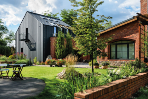 Přestavba podkroví starého vodního mlýna v obci Dmosin Drugi v Polsku (zdroj: FAKRO)