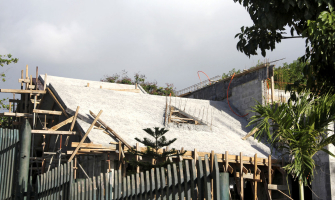 Obr. 2: Železobetonová deska jako nosná konstrukce pro šikmou střechu