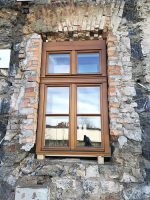 Původní cihlové klenby byly obnaženy, očistěny a vyspraveny