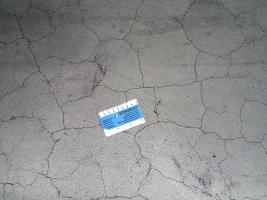 Obr. 5: Trhliny s nadlimitní šířkou