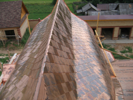 V osadě Norja v Udmurtsku stojí dřevěná usedlost v ruském stylu