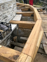 Detaily z výstavby ochozu