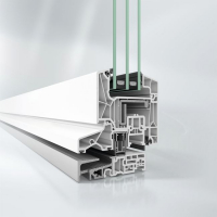 I plastové balkonové dveře z řady Schüco LivIng lze navrhnou se zapuštěným prahem (zdroj: Schüco CZ)