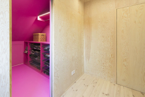 Barevné řešení komory