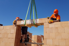 PŘEKLAD HELUZ FAMILY 3in1 nosný