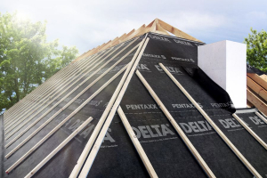 Realizace střechy s pojistnou hydroizolací DELTA®-PENTAXX (zdroj: Dörken)