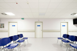 Modulární přístavba bloku ortopedie pro Karvinskou hornickou nemocnici. Přístavbu realizovala společnost KOMA Modular (zdroj: KOMA Modular)