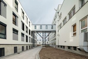 Modulární přístavba bloku ortopedie pro Karvinskou hornickou nemocnici. Přístavbu realizovala společnost KOMA Modular (zdroj: KOMA Modular)