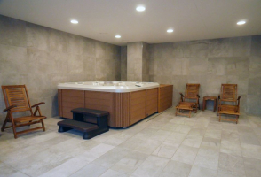 Ve wellness zóně si mohou ubytovaní hosté dopřát zaslouženou regeneraci po sportovních výkonech na místních svazích (foto: Viega)