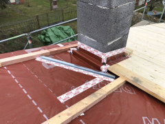 Maximální důraz na těsné zpracování fólií v detailu