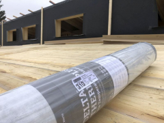 Fólie DELTA-THERM těsně před pokládkou