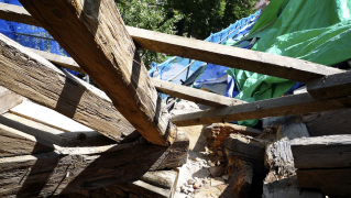 Obr. 11: Hnilobné napadení úžlabní krokve a pozednice