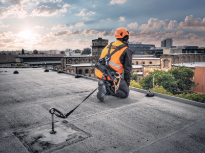 Střešní záchytný systém