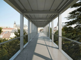 Nadchod v centru Litomyšle