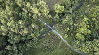 Osazení lávky Vrapice u Kladna do krajiny, foto Boysplaynice