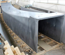 Odbedněná lávka před transportem