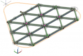 Šikmý trojsměrný rošt ocelové konstrukce střechy s trojúhelníkovým polem (rovnoramenný trojúhelník, základna 8 m). Zatěžovací plocha nosníku roštu 16 m2 pro plné pole, resp. 8 m2 pro krajní pole. Vnitřní styčníky jsou tuhé, podpory kloubové. Podporové nosníky byly uloženy na elastomerové ložisko.