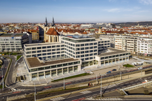 Celkový pohled na budovu bývalých Elektrických podniků