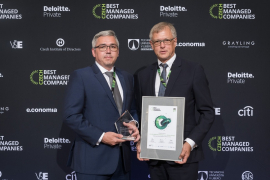 Ocenění za HELUZ GROUP převzali na Staroměstské radnici generální ředitel Jan Smola (vlevo) a Business Development Manager Petr Stejskal (vpravo). Foto: Deloitte