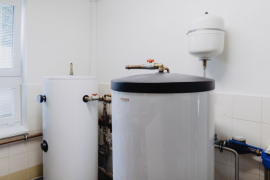 Základní škola s mateřskou školou v Bzenově využívá environmentálně šetrný způsob vytápění a ohřevu vody