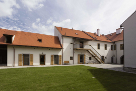 Rekonstrukce staré fary ve Chvalšinách