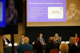 Iniciace Rozvoj staveb pro republiku bohatší byla poprvé představena na konferenci „Když staví soused, bohatneš i ty" v prostorách nové budovy Národního muzea v Praze