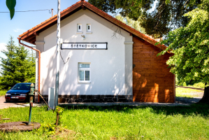 Nádražní budova v Štětkovicích