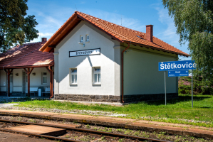 Nádražní budova v Štětkovicích