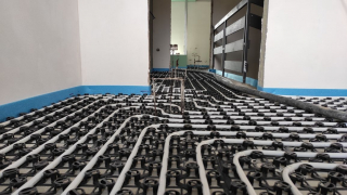 Samonivelační stěrka Cemix NIVELA EASY jemná - aplikace