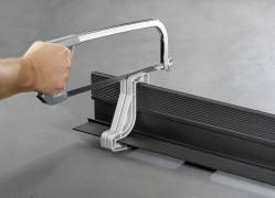 K dispozici jsou dvě instalační varianty základního tělesa stěnového sprchového žlábku. Obě lze zkracovat podle požadavků obkladačského plánu na milimetr přesně v rozmezí 300–1200 mm (foto: Viega)