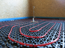 2. Nastavení výšky litého potěru pro pokládku lité podlahy