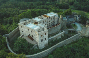 Muzeum Komenského v Přerově - záchrana a zpřístupnění paláce na hradě Helfštýn