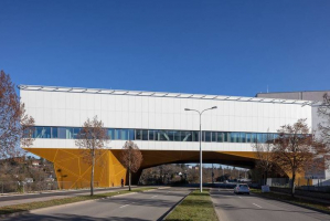 KOMPLEXNÍ SIMULAČNÍ CENTRUM MU, BRNO