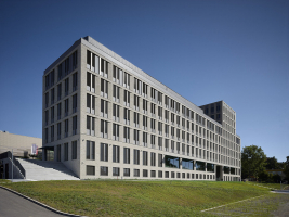 Budova Centra přírodovědných a technických oborů Univerzity J. E. Purkyně