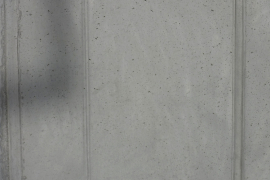 Póry v pohledovém betonu