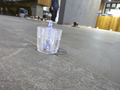 Šroubovací nivelační systém