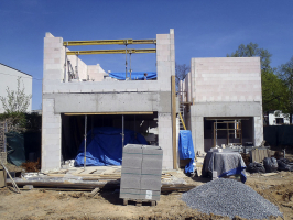 Zahájení realizace bednění stropu nad 2. NP