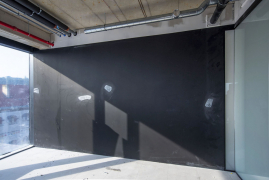 Když už je vymalováno a není to úplně ono, na kvalitní disperzní barvy funguje perfektně finální tmel Knauf Uniflott Finish (zdroj: KNAUF Praha)