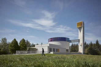 Stavba byla dokončena na jaře 2020, v blízkém sousedství kostela stojí zvonice a duchovní centrum