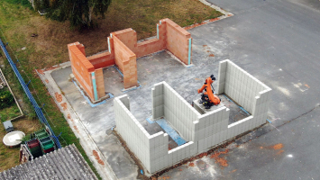 Vývoj světově unikátní technologie výstavby svislých konstrukcí hrubé stavby DEKMATIC